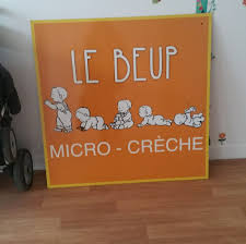 Logo-Le-bebe-est-une-personne