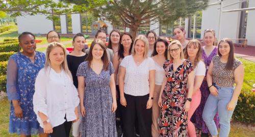 Photo-equipe-creche-l-empreinte-reims